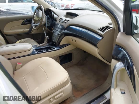 ✅ 2008 Acura MDX • VIN: 2HNYD28288H550900 • Lot: 43379027. Wystawiony na IAAI z przebiegiem 131 363 mil. Bezpłatny archiwum sprzedaży aukcyjnych z USA i szczegółowy raport historii pojazdu na DreamBid. Zdjęcie 5.