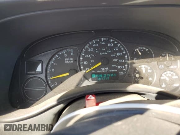 ✅ 2001 Chevrolet Suburban LT • VIN: 3GNFK16T81G130155 • Лот: 76208704. Опубликован ранее на Copart с пробегом 167 352 миль. Бесплатный доступ к архиву аукционных продаж из США и подробный отчёт об истории автомобиля на DreamBid. Изображение 9.