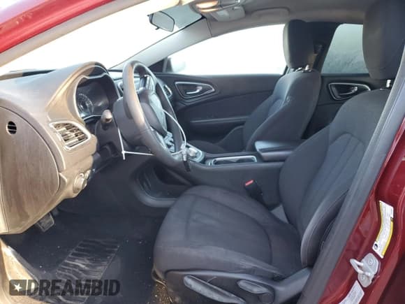 ✅ 2015 Chrysler 200 LX • VIN: 1C3CCCFB9FN530952 • Lot: 84394415. Listed on Copart with 241,367 mi. Free auction sales archive from the USA and detailed vehicle history report at DreamBid. Image 7.