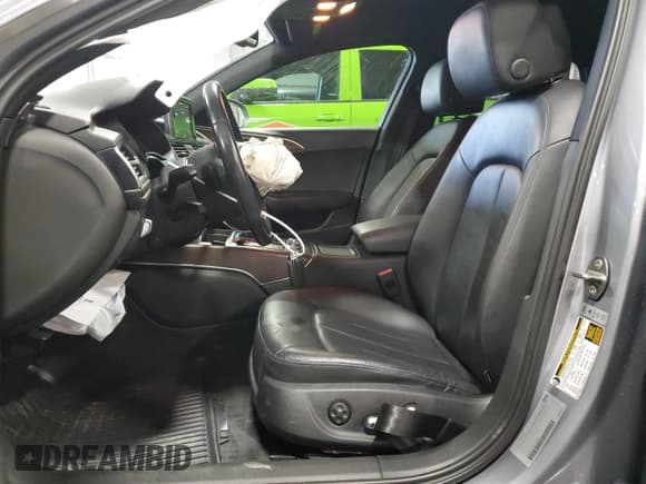 ✅ 2016 Audi A6 Premium Plus • VIN: WAUFGAFC8GN140496 • Lot: 70371835. Wystawiony na Copart z przebiegiem 93 986 mil. Bezpłatny archiwum sprzedaży aukcyjnych z USA i szczegółowy raport historii pojazdu na DreamBid. Zdjęcie 7.