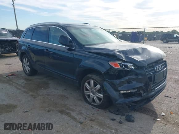 ✅ 2007 Audi Q7 Premium • VIN: WA1BY74L17D066083 • Lot: 42307748. Listed on IAAI with 171,507 mi. Free auction sales archive from the USA and detailed vehicle history report at DreamBid. Image 1.