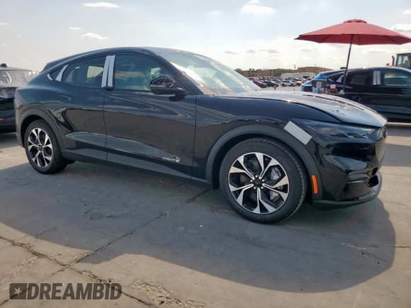 ✅ 2025 Ford Mustang Mach-E Select • VIN: 3FMTK1R42SMA10429 • Lot: 68301765. Listed on Copart with 6 mi. Free auction sales archive from the USA and detailed vehicle history report at DreamBid. Image 4.