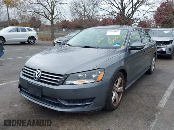 ✅ 2012 Volkswagen Passat SE • VIN: 1VWBP7A3XCC056095 • Lot: 43680865. Listed on IAAI with 152,783 mi. Free auction sales archive from the USA and detailed vehicle history report at DreamBid. Image 2.