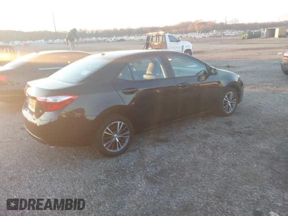 ✅ 2016 Toyota Corolla LE Plus • VIN: 2T1BURHE7GC503977 • Lot: 43545762. Wystawiony na IAAI z przebiegiem 28 649 mil. Bezpłatny archiwum sprzedaży aukcyjnych z USA i szczegółowy raport historii pojazdu na DreamBid. Zdjęcie 4.