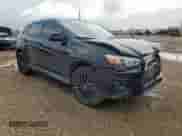 2015 Mitsubishi Outlander ES с VIN 4A4AP3AU0FE027416, выставлен на аукционе Copart как лот 70058505 с пробегом 145 410 миль миль и Списание • Salvage title. История ставок и продаж доступна на DreamBid. Изображение 4.