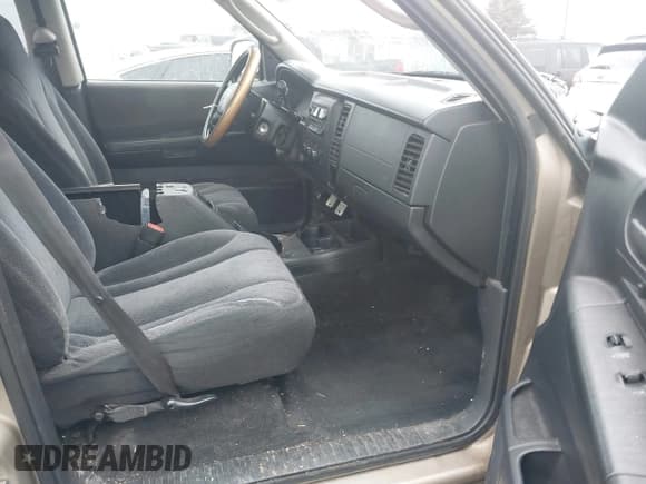 ✅ 2004 Dodge Dakota SLT • VIN: 1D7HG48NX4S596370 • Lot: 41760565. Listed on IAAI with 232,409 mi. Free auction sales archive from the USA and detailed vehicle history report at DreamBid. Image 5.