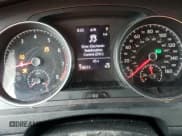 ✅ 2017 Volkswagen Golf S • VIN: 3VWH17AU5HM510697 • Lot: 86686995. Listed on Copart with 118,511 mi. Free auction sales archive from the USA and detailed vehicle history report at DreamBid. Image 9.