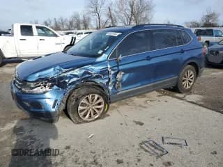 ✅ 2018 Volkswagen Tiguan SEL • VIN: 3VV3B7AX2JM057666 • Lot: 81590955. Listed on Copart with 147,469 mi. Free auction sales archive from the USA and detailed vehicle history report at DreamBid. Image 1.