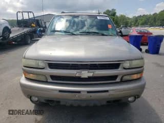 ✅ 2002 Chevrolet Suburban Z71 • VIN: 3GNFK16Z42G348325 • Лот: 55490665. Опубликован ранее на Copart с пробегом 343 745 миль. Бесплатный доступ к архиву аукционных продаж из США и подробный отчёт об истории автомобиля на DreamBid. Изображение 5.