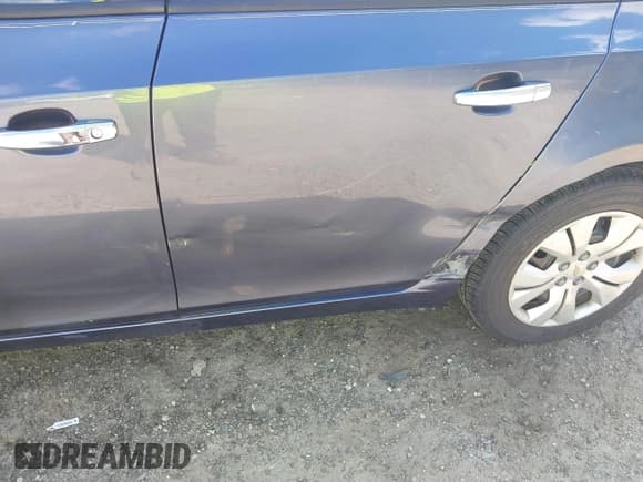 ✅ 2014 Chevrolet Cruze LS • VIN: 1G1PA5SH3E7207307 • Lot: 43437657. Listed on IAAI with 55,985 mi. Free auction sales archive from the USA and detailed vehicle history report at DreamBid. Image 6.