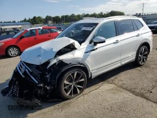 ✅ 2024 Volkswagen Tiguan SEL R-Line • VIN: 3VV4B7AX0RM158706 • Lot: 63795795. Wystawiony na Copart z przebiegiem 9 227 mil. Bezpłatny archiwum sprzedaży aukcyjnych z USA i szczegółowy raport historii pojazdu na DreamBid. Zdjęcie 1.