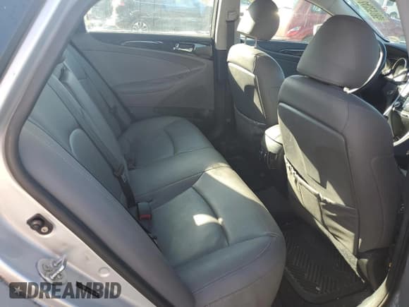 ✅ 2011 Hyundai Sonata Limited • VIN: 5NPEC4AC4BH230899 • Lot: 84025185. Listed on Copart with 192,008 mi. Free auction sales archive from the USA and detailed vehicle history report at DreamBid. Image 10.