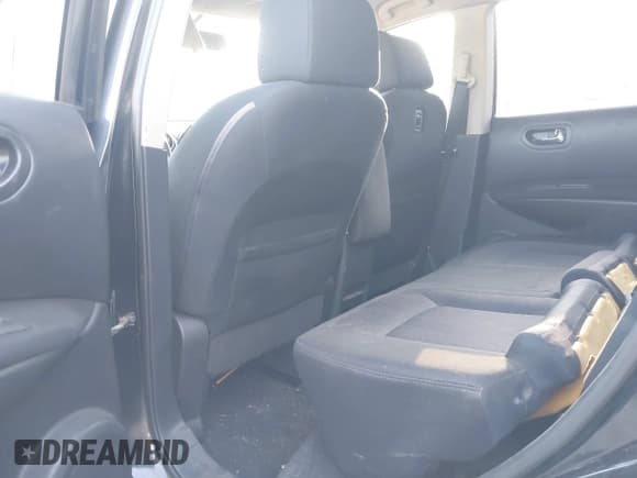 ✅ 2010 Nissan Rogue S • VIN: JN8AS5MT5AW002653 • Lot: 42810233. Wystawiony na IAAI z przebiegiem Nie podano. Bezpłatny archiwum sprzedaży aukcyjnych z USA i szczegółowy raport historii pojazdu na DreamBid. Zdjęcie 8.