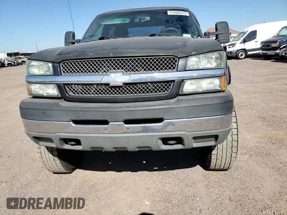 ✅ 2004 Chevrolet Silverado 2500HD LS • VIN: 1GCHK23U84F102821 • Lot: 91680675. Listed on Copart with Not provided. Free auction sales archive from the USA and detailed vehicle history report at DreamBid. Image 13.