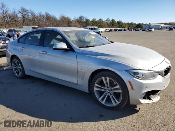 ✅ 2018 BMW 4 Series 430i xDrive • VIN: WBA4J3C56JBL03326 • Lot: 47006805. Listed on Copart with 82,139 mi. Free auction sales archive from the USA and detailed vehicle history report at DreamBid. Image 4.