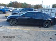 ✅ 2022 Chrysler 300 S • VIN: 2C3CCABG2NH218095 • Lot: 43495716. Wystawiony na IAAI z przebiegiem 103 289 mil. Bezpłatny archiwum sprzedaży aukcyjnych z USA i szczegółowy raport historii pojazdu na DreamBid. Zdjęcie 14.