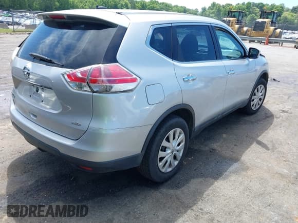 ✅ 2015 Nissan Rogue SL • VIN: 5N1AT2MV6FC870724 • Лот: 42186621. Опубликован ранее на IAAI с пробегом 169 969 миль. Бесплатный доступ к архиву аукционных продаж из США и подробный отчёт об истории автомобиля на DreamBid. Изображение 4.