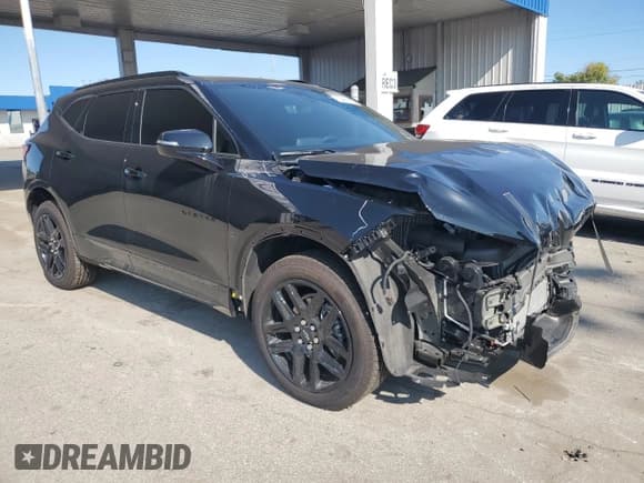 ✅ 2025 Chevrolet Blazer RS • VIN: 3GNKBKRS6SS161782 • Lot: 70466165. Listed on Copart with 5,174 mi. Free auction sales archive from the USA and detailed vehicle history report at DreamBid. Image 4.