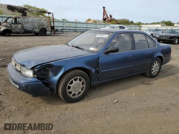 ✅ 1993 Nissan Maxima GXE • VIN: JN1HJ01F8PT075754 • Лот: 61406264. Опубликован ранее на Copart с пробегом 69 379 миль. Бесплатный доступ к архиву аукционных продаж из США и подробный отчёт об истории автомобиля на DreamBid. Изображение 1.