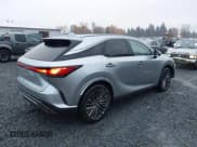 ✅ 2024 Lexus RX 350 Premium Plus • VIN: 2T2BAMCA9RC073206 • Lot: 43679898. Wystawiony na IAAI z przebiegiem 7 450 mil. Bezpłatny archiwum sprzedaży aukcyjnych z USA i szczegółowy raport historii pojazdu na DreamBid. Zdjęcie 4.