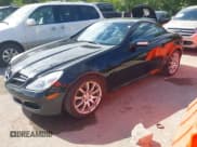 ✅ 2005 Mercedes-Benz SLK 230/320 • VIN: WDBWK56F15F021455 • Lot: 43015165. Wystawiony na IAAI z przebiegiem 23 521 mil. Bezpłatny archiwum sprzedaży aukcyjnych z USA i szczegółowy raport historii pojazdu na DreamBid. Zdjęcie 2.