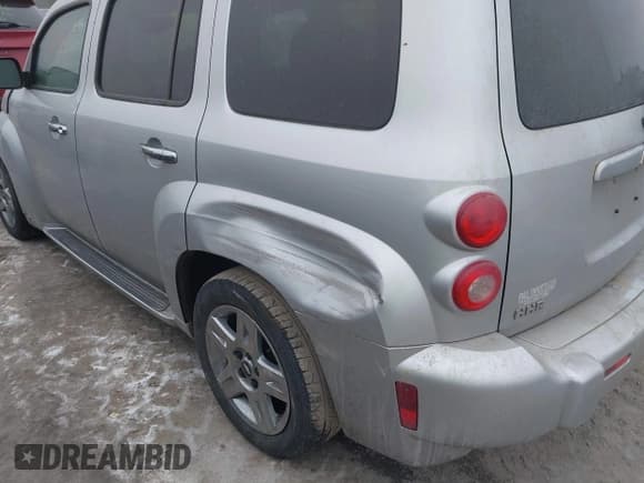 ✅ 2010 Chevrolet HHR 1LT • VIN: 3GNBABDB6AS647646 • Lot: 41553221. Listed on IAAI with 133,546 mi. Free auction sales archive from the USA and detailed vehicle history report at DreamBid. Image 17.