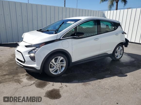 ✅ 2023 Chevrolet Bolt EV 1LT • VIN: 1G1FW6S00P4197160 • Лот: 45652165. Опубликован ранее на Copart с пробегом Не указан. Бесплатный доступ к архиву аукционных продаж из США и подробный отчёт об истории автомобиля на DreamBid. Изображение 1.