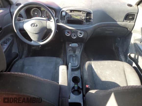 ✅ 2009 Hyundai Accent L • VIN: KMHCN35C39U129726 • Лот: 46670615. Опубликован ранее на Copart с пробегом 163 922 миль. Бесплатный доступ к архиву аукционных продаж из США и подробный отчёт об истории автомобиля на DreamBid. Изображение 8.