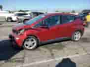 2017 Chevrolet Bolt EV LT z VIN 1G1FW6S09H4138786, wystawiony jako Copart lot #75375393 z przebiegiem 47 987 mil mil oraz . Historia ofert i sprzedaży dostępna na DreamBid. Obrazek 1.