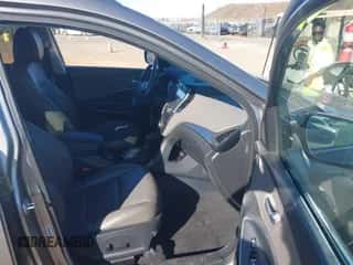 2015 Hyundai Santa Fe z VIN 5XYZWDLA9FG240216, wystawiony jako IAAI lot #43616955 z przebiegiem 203 691 mil mil oraz . Historia ofert i sprzedaży dostępna na DreamBid. Obrazek 5.