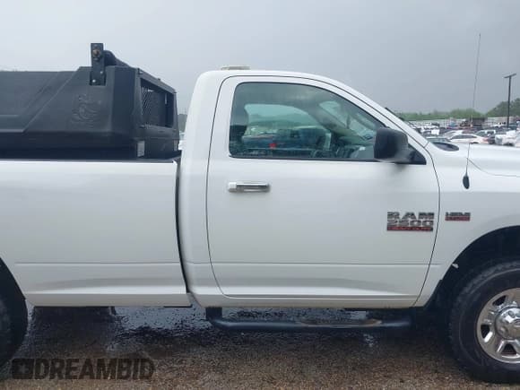 ✅ 2017 Ram 2500 • VIN: 3C6LR5BT6HG683506 • Lot: 41934017. Listed on IAAI with 68,942 mi. Free auction sales archive from the USA and detailed vehicle history report at DreamBid. Image 13.