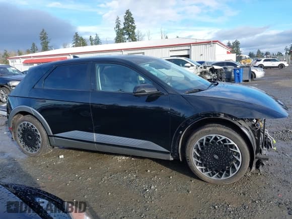 ✅ 2023 Hyundai Ioniq 5 Limited • VIN: KM8KRDAF2PU193078 • Lot: 43783666. Listed on IAAI with 25,037 mi. Free auction sales archive from the USA and detailed vehicle history report at DreamBid. Image 14.