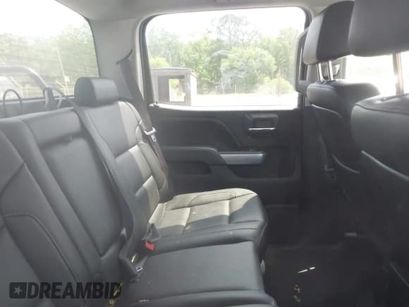 ✅ 2015 Chevrolet Silverado 2500HD LT • VIN: 1GC1KVEG8FF150588 • Lot: 42187227. Wystawiony na IAAI z przebiegiem 212 389 mil. Bezpłatny archiwum sprzedaży aukcyjnych z USA i szczegółowy raport historii pojazdu na DreamBid. Zdjęcie 8.