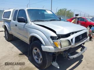 ✅ 2001 Toyota Tacoma PreRunner • VIN: 5TESN92N81Z791242 • Lot: 42516483. Wystawiony na IAAI z przebiegiem 192 275 mil. Bezpłatny archiwum sprzedaży aukcyjnych z USA i szczegółowy raport historii pojazdu na DreamBid. Zdjęcie 1.