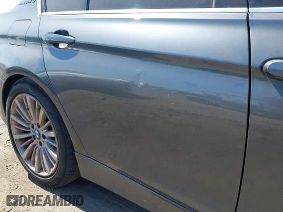 ✅ 2013 BMW 3 Series ActiveHybrid 3 • VIN: WBA3F9C53DF145248 • Lot: 42459355. Listed on IAAI with 199,479 mi. Free auction sales archive from the USA and detailed vehicle history report at DreamBid. Image 6.