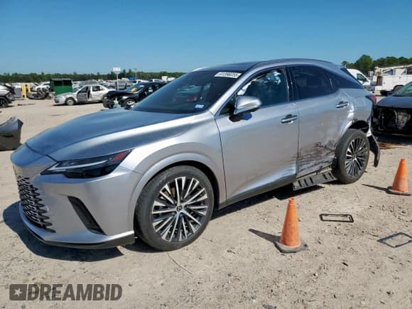 ✅ 2023 Lexus RX 350 Premium Plus • VIN: JTJCHMAA1P2011170 • Lot: 91396055. Listed on Copart with 22,568 mi. Free auction sales archive from the USA and detailed vehicle history report at DreamBid. Image 1.