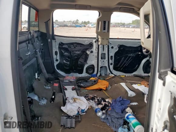 ✅ 2018 GMC Sierra 1500 Denali • VIN: 3GTU2PEC1JG351522 • Лот: 65158215. Опубликован ранее на Copart с пробегом Не указан. Бесплатный доступ к архиву аукционных продаж из США и подробный отчёт об истории автомобиля на DreamBid. Изображение 10.