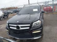 ✅ 2016 Mercedes-Benz GL 550 • VIN: 4JGDF7DE2GA699419 • Lot: 43510255. Wystawiony na IAAI z przebiegiem 151 685 mil. Bezpłatny archiwum sprzedaży aukcyjnych z USA i szczegółowy raport historii pojazdu na DreamBid. Zdjęcie 12.