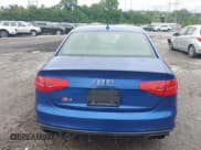 ✅ 2015 Audi S4 Premium Plus • VIN: WAUBGAFL9FA030335 • Lot: 42369461. Wystawiony na IAAI z przebiegiem 61 876 mil. Bezpłatny archiwum sprzedaży aukcyjnych z USA i szczegółowy raport historii pojazdu na DreamBid. Zdjęcie 17.
