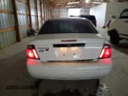 ✅ 2007 Ford Focus S • VIN: 1FAFP34N77W266268 • Лот: 92438595. Опубликован ранее на Copart с пробегом 202 991 миль. Бесплатный доступ к архиву аукционных продаж из США и подробный отчёт об истории автомобиля на DreamBid. Изображение 6.