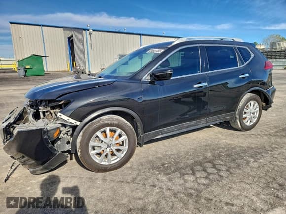 ✅ 2017 Nissan Rogue SV • VIN: 5N1AT2MT6HC888948 • Лот: 94934435. Опубликован ранее на Copart с пробегом 124 404 миль. Бесплатный доступ к архиву аукционных продаж из США и подробный отчёт об истории автомобиля на DreamBid. Изображение 1.