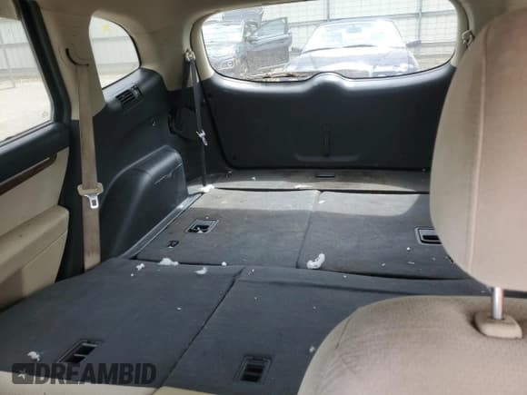 ✅ 2008 Hyundai Santa Fe SE • VIN: 5NMSH13E68H199971 • Lot: 70246384. Listed on Copart with 296,278 mi. Free auction sales archive from the USA and detailed vehicle history report at DreamBid. Image 10.