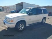 ✅ 1999 Ford Explorer XLT • VIN: 1FMZU34E2XZB27806 • Lot: 43388653. Wystawiony na IAAI z przebiegiem 255 273 mil. Bezpłatny archiwum sprzedaży aukcyjnych z USA i szczegółowy raport historii pojazdu na DreamBid. Zdjęcie 2.