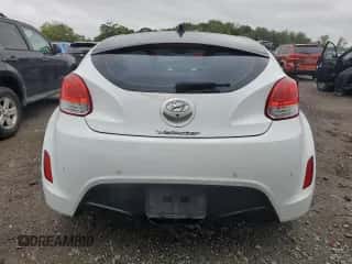 2013 Hyundai Veloster w/Gray Int с VIN KMHTC6AD3DU149988, выставлен на аукционе Copart как лот 72764624 с пробегом 30 503 миль миль и Списание • Salvage title. История ставок и продаж доступна на DreamBid. Изображение 6.