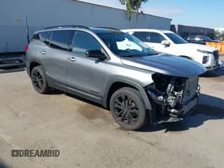 ✅ 2020 GMC Terrain SLE • VIN: 3GKALTEV8LL100148 • Lot: 43680674. Wystawiony na IAAI z przebiegiem 76 929 mil. Bezpłatny archiwum sprzedaży aukcyjnych z USA i szczegółowy raport historii pojazdu na DreamBid. Zdjęcie 1.