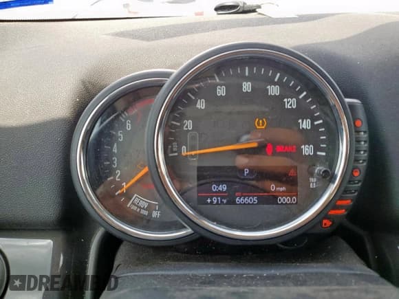 ✅ 2017 MINI Countryman Cooper • VIN: WMZYS7C30H3E07020 • Lot: 59914905. Listed on Copart with 66,605 mi. Free auction sales archive from the USA and detailed vehicle history report at DreamBid. Image 9.