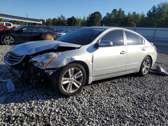 ✅ 2010 Nissan Altima SR • VIN: 1N4BL2AP6AN466873 • Lot: 85081995. Listed on Copart with 182,376 mi. Free auction sales archive from the USA and detailed vehicle history report at DreamBid. Image 1.