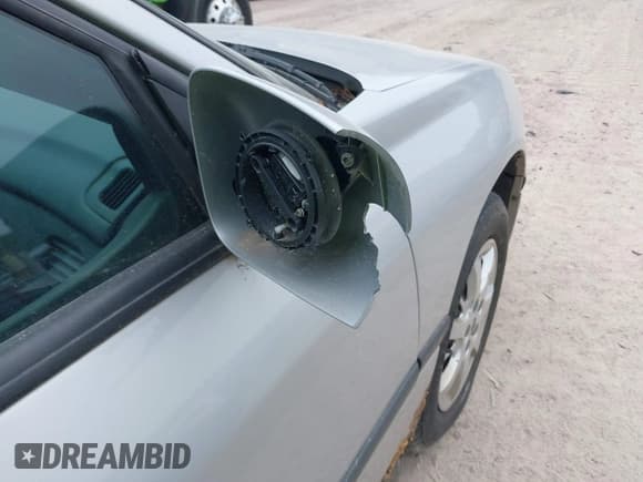 ✅ 2002 Chevrolet Impala • VIN: 2G1WF55E129215981 • Lot: 42285344. Wystawiony na IAAI z przebiegiem 99 611 mil. Bezpłatny archiwum sprzedaży aukcyjnych z USA i szczegółowy raport historii pojazdu na DreamBid. Zdjęcie 12.