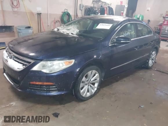 ✅ 2012 Volkswagen CC Sport • VIN: WVWMN7AN9CE501126 • Lot: 43829443. Wystawiony na IAAI z przebiegiem 96 285 mil. Bezpłatny archiwum sprzedaży aukcyjnych z USA i szczegółowy raport historii pojazdu na DreamBid. Zdjęcie 2.
