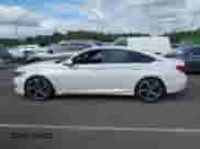 2018 Honda Accord Sport с VIN 1HGCV2F35JA045721, выставлен на аукционе IAAI как лот 43353715 с пробегом 76 055 миль миль и . История ставок и продаж доступна на DreamBid. Изображение 14.